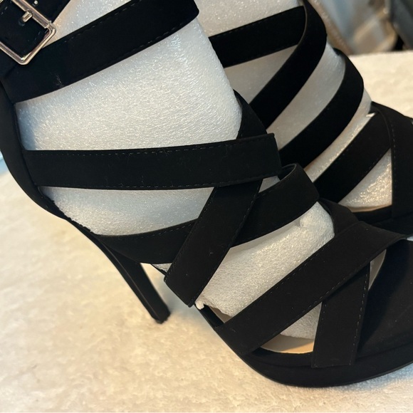 Brand New - Marcorepublic Ankle Strap Heel Height 5 Inches - Size 8 - box 79 - Picture 3 of 8